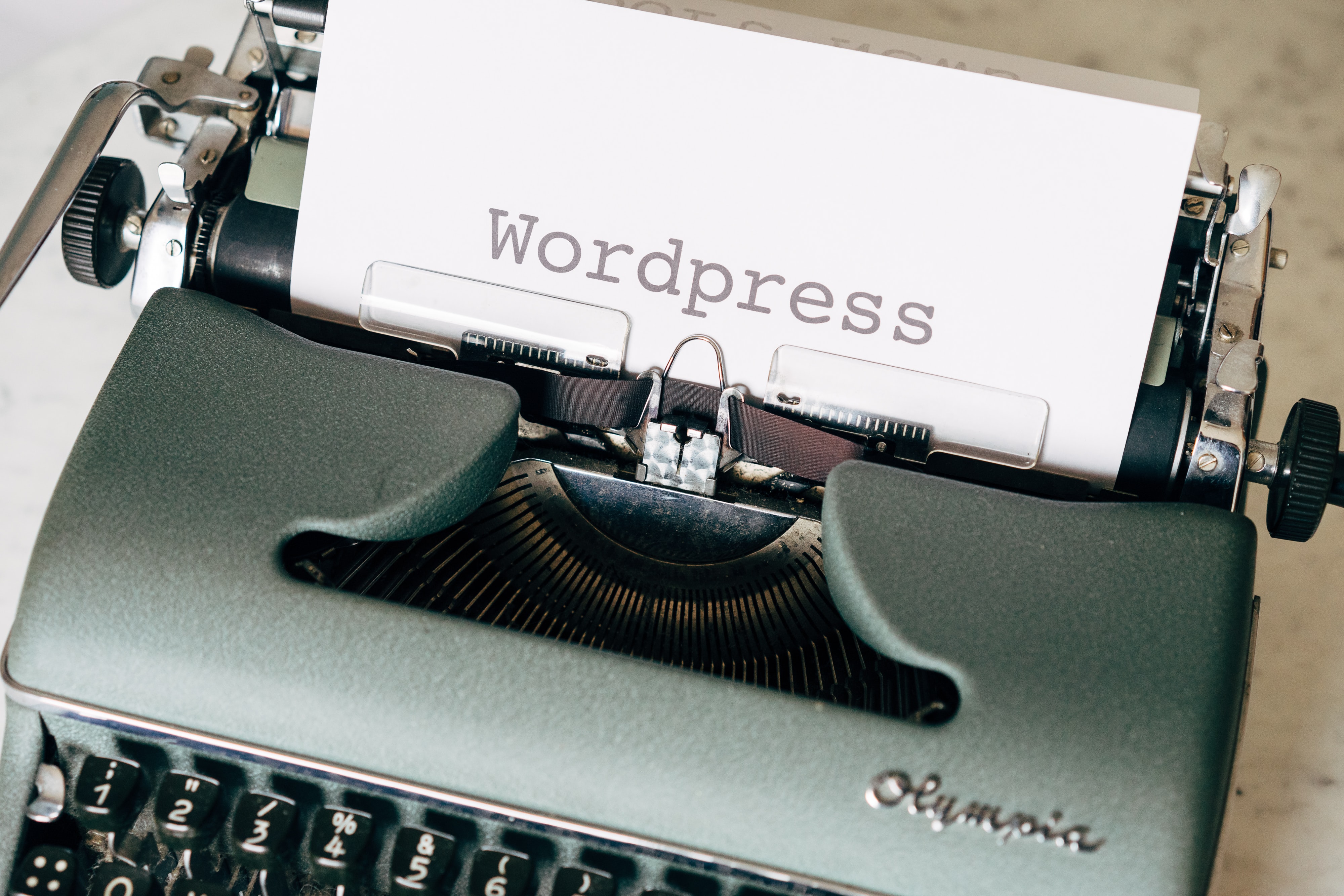 Publish Your Posts to WordPress on the Brink of 2022!